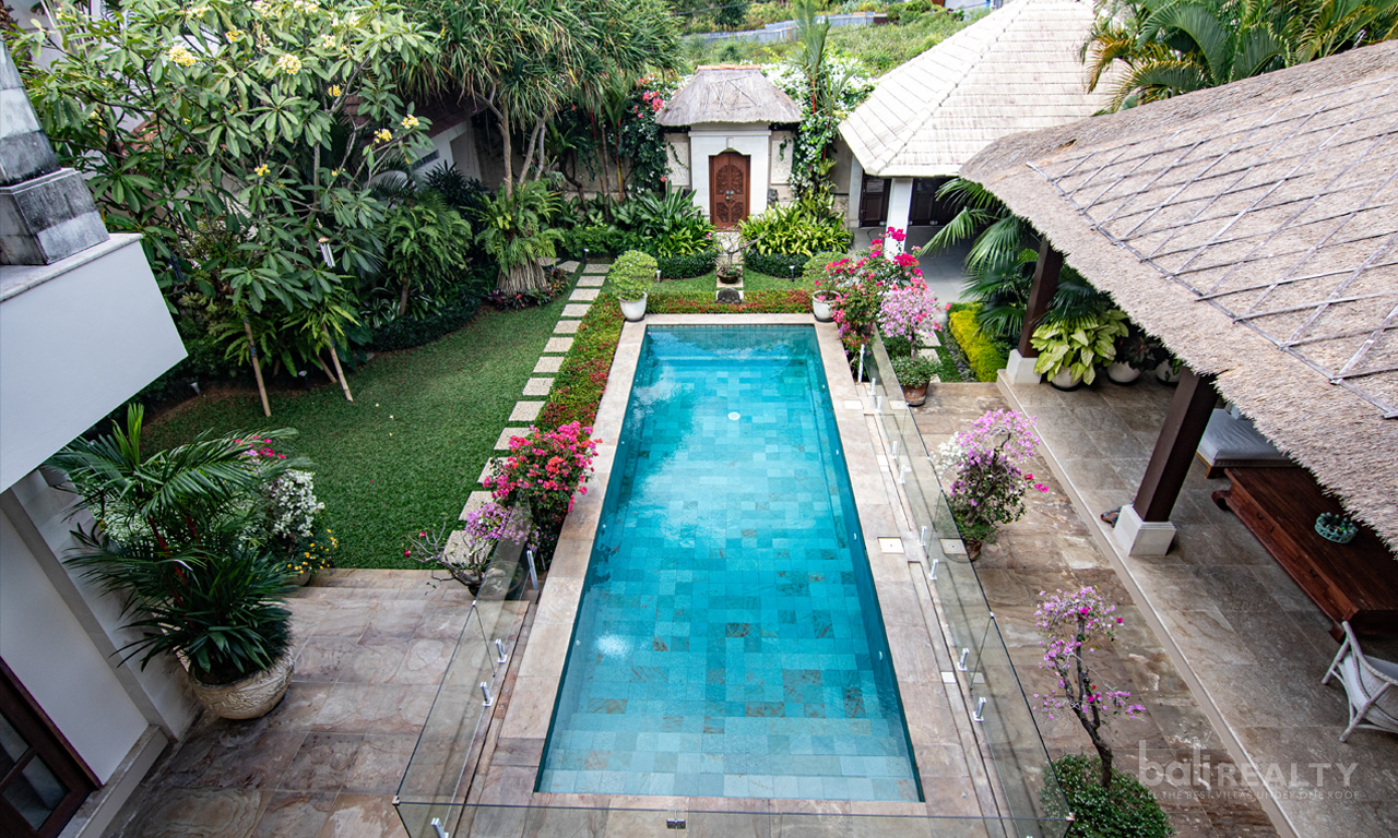 Spacious 3-Bedroom Freehold Villa on 663sqm – Walk to Jimbaran Beach – 2979 — image 2