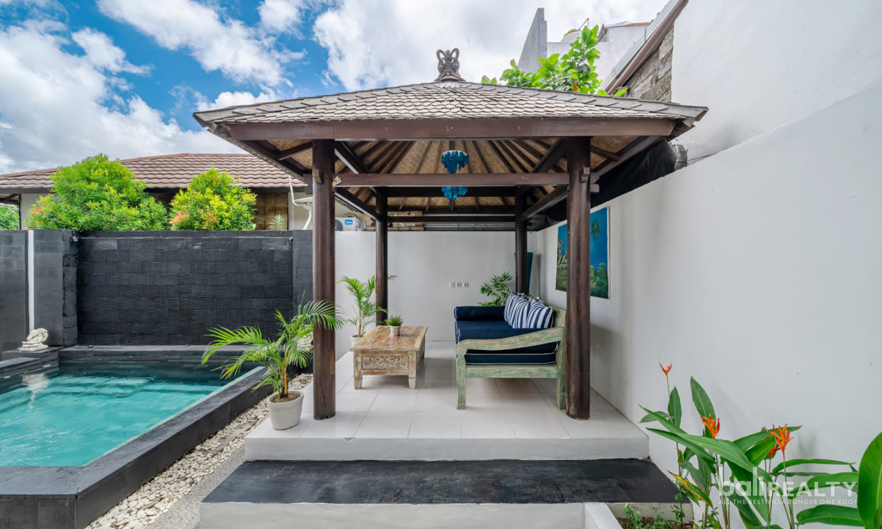 Monthly and Yearly Rental Available: Homey Two-Bedroom Villa in Jimbaran — image 3