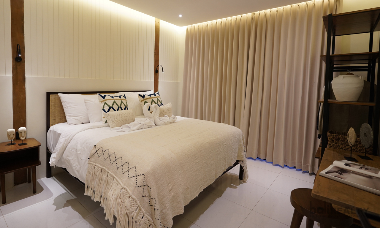 Cozy Two-Bedroom Villa for Yearly Rental in a Quiet Seminyak Neighborhood — image 4