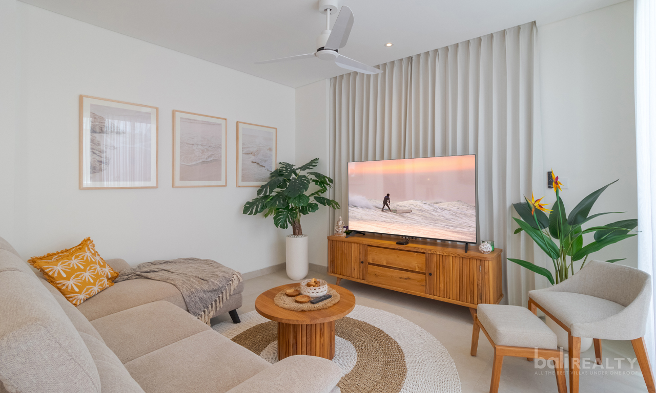 Three-Bedroom Villa in Prime Central Legian: Ideal for Living & Investment — image 4