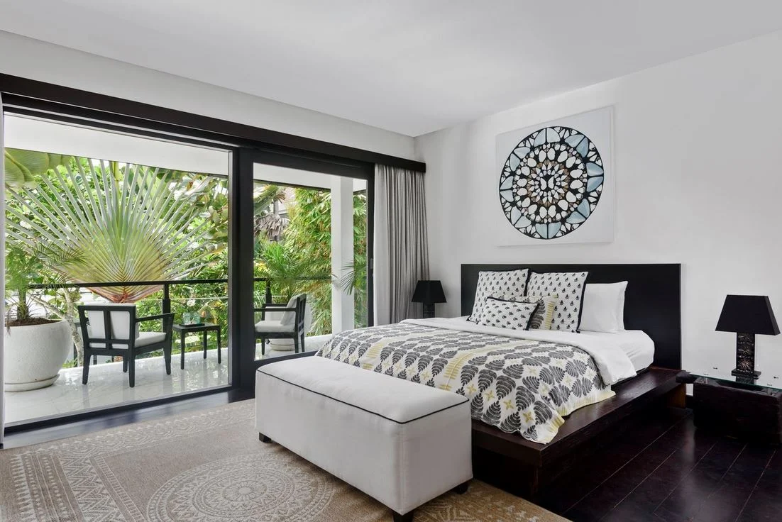 Luxe 7-Bedroom Villa in Seminyak — A Stylish Tropical Escape for Families & Big Groups — image 14