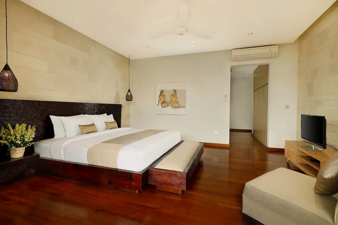 Luxurious 5-Bedroom Private Villa with Pool, Tropical Gardens in Seminyak — image 8