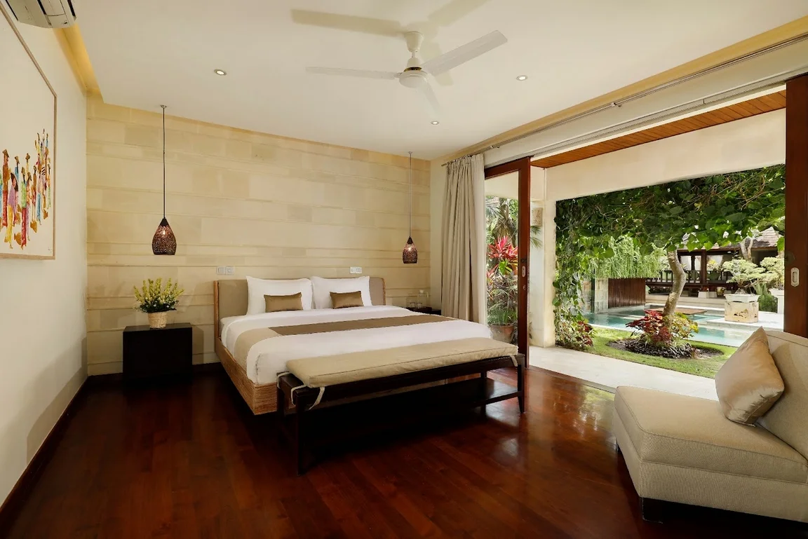 Luxurious 5-Bedroom Private Villa with Pool, Tropical Gardens in Seminyak — image 7