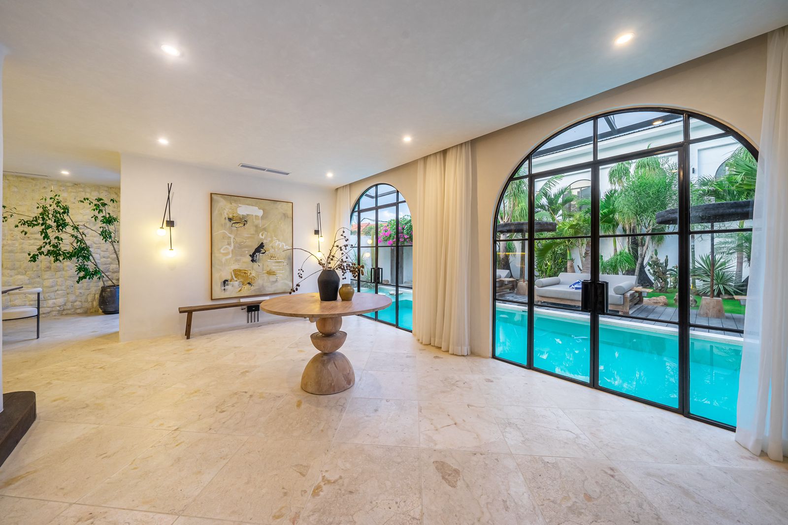 Mediterranean 4+1 Bedroom Villa in Central Berawa — image 7