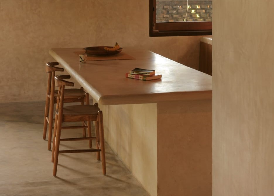Nature-Integrated 4-Bedroom Tropical Villa for Yearly Rent in Ketewel — image 5