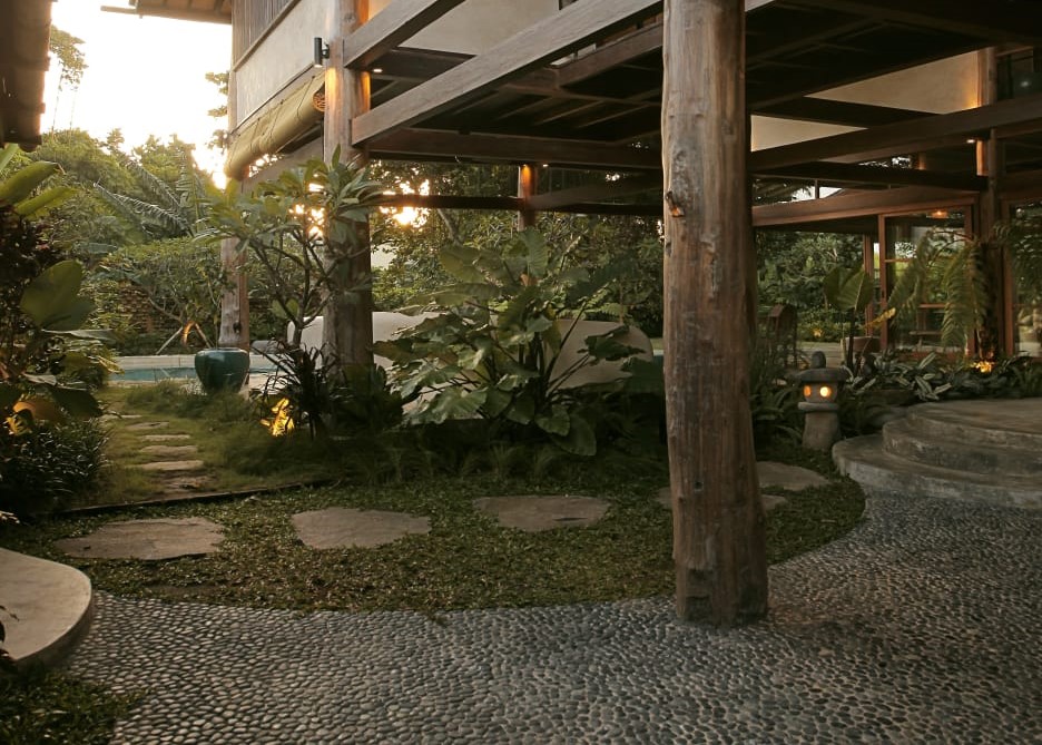 Nature-Integrated 4-Bedroom Tropical Villa for Yearly Rent in Ketewel — image 10