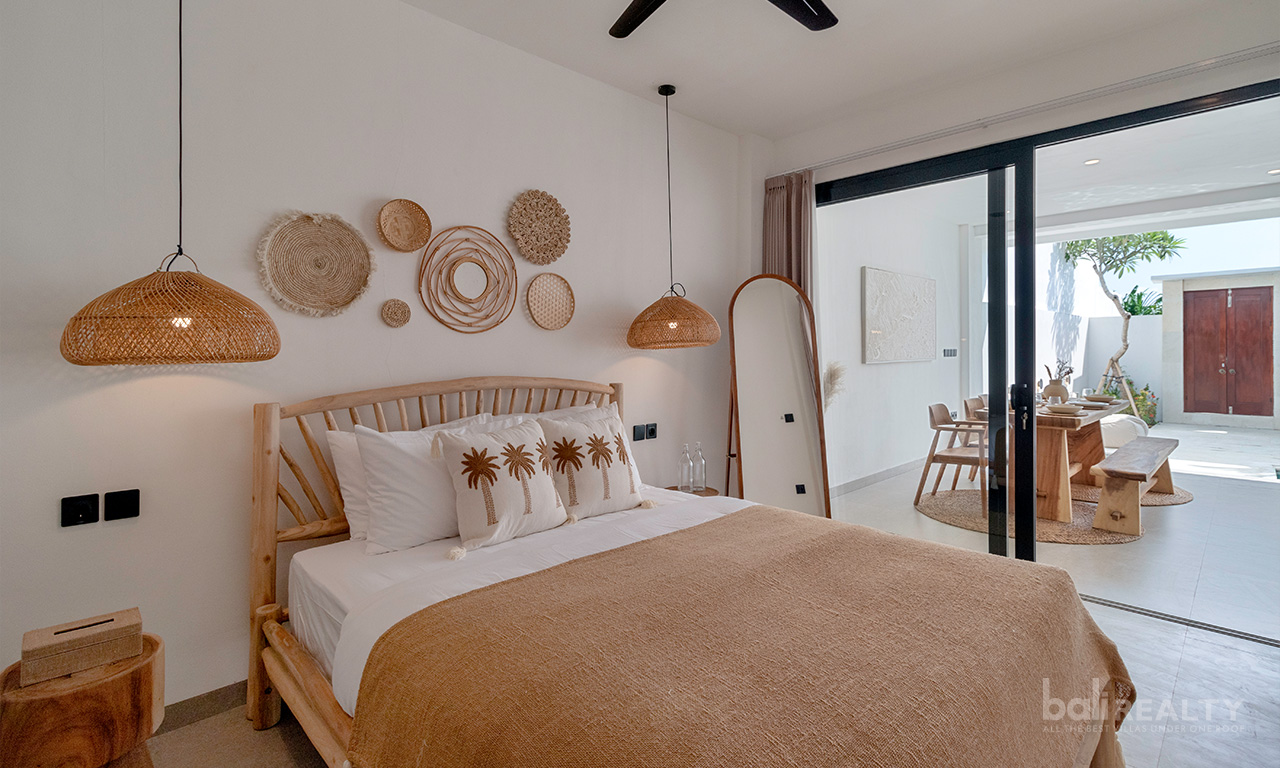 Rustic Two-Bedroom Villa in Tumbak Bayuh, a Short Drive to the Beach — image 12