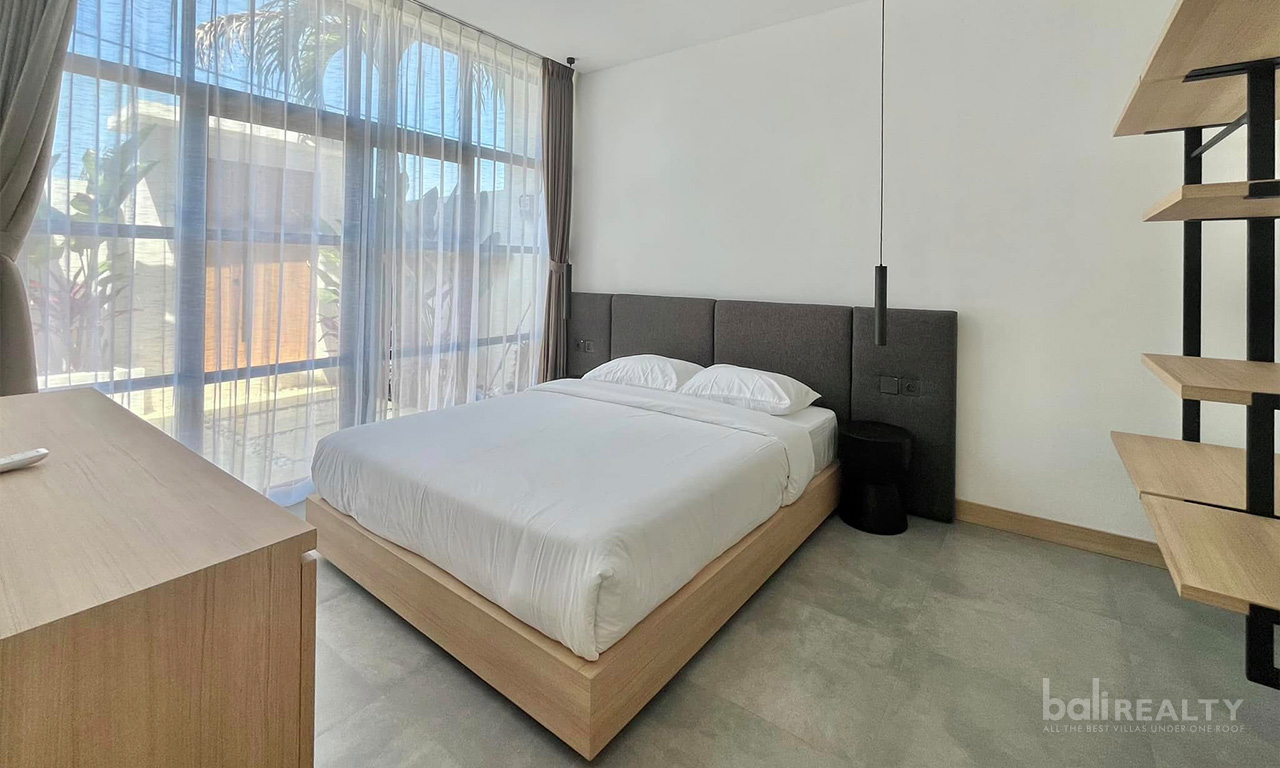 Contemporary Two-Bedroom Villa with 24-Year Lease in Prime Pererenan Location — image 3
