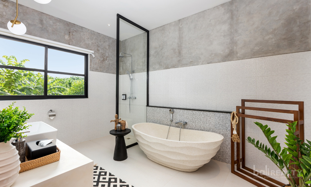 Move-In Ready Tropical Villa in Pererenan, Bali — image 5