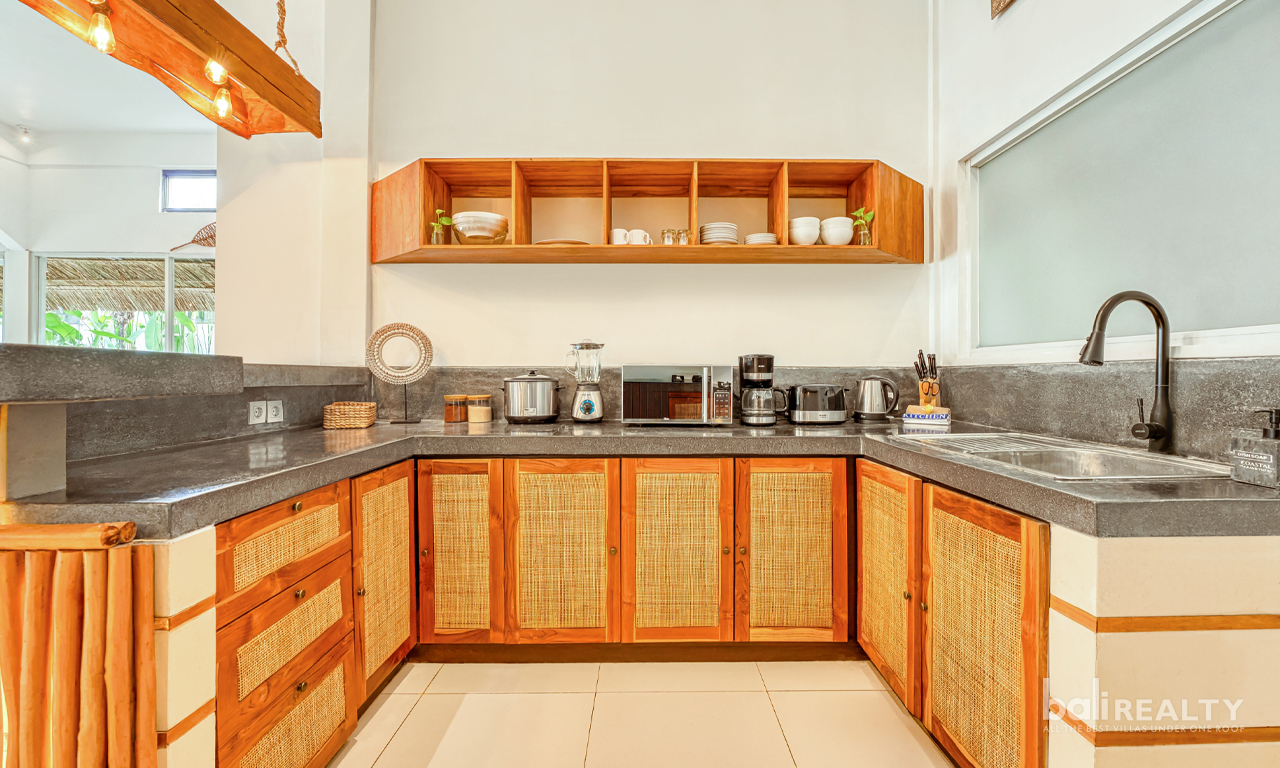Family-Friendly Four-Bedroom Villa for Yearly Rent in Petitenget, Minutes from the Beach — image 9