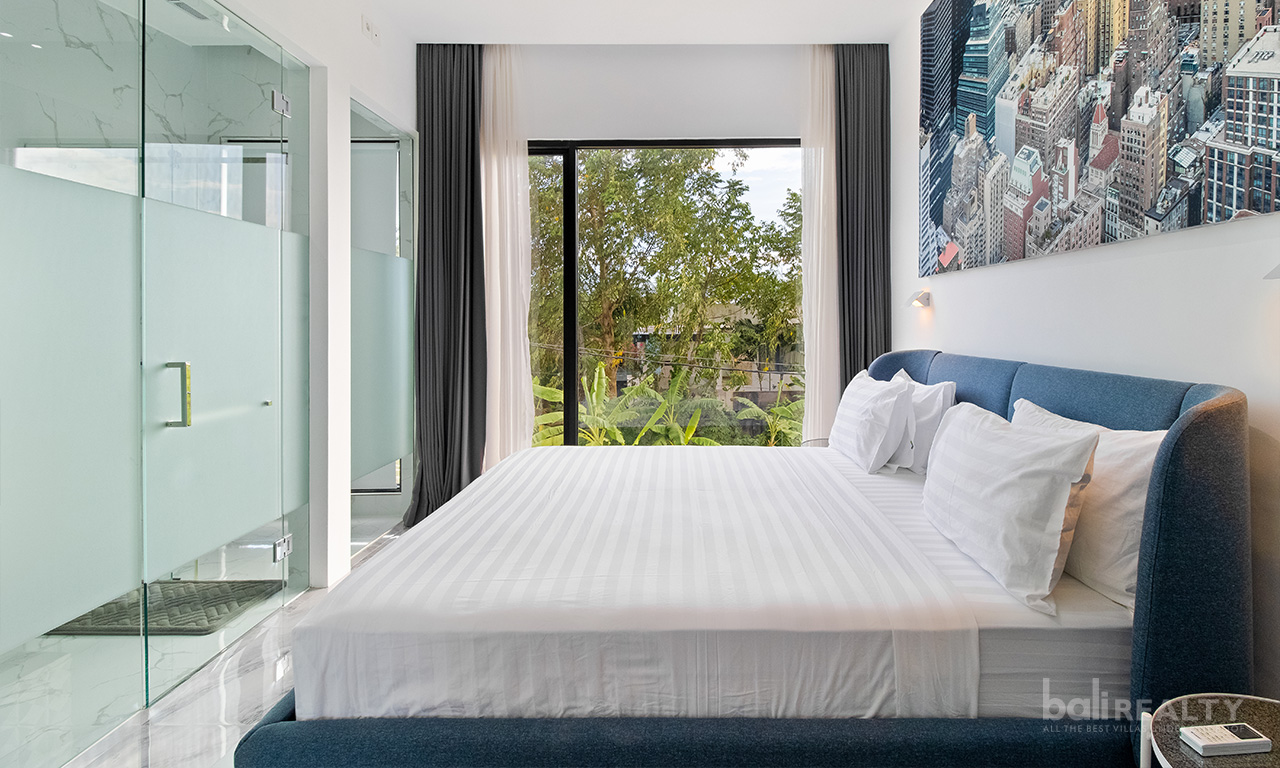 Modern Two-Bedroom Villa with Jacuzzi, 35-Year Lease, Proximity to Pererenan Beach – 2527 — image 8