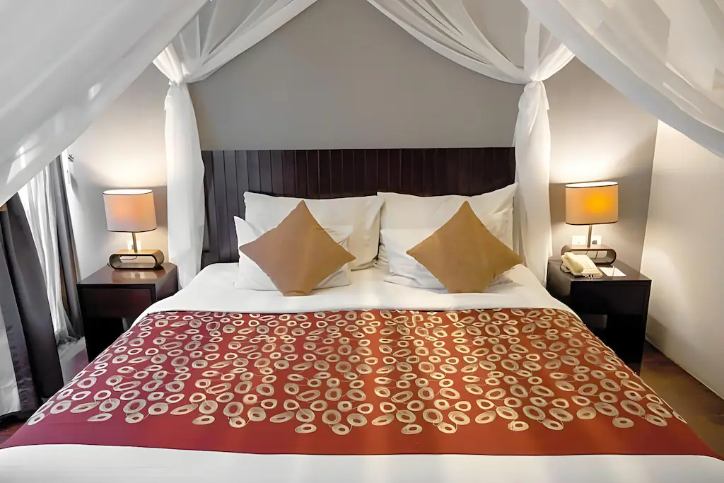 Romantic 1-Bedroom Pool Suite Villa in Kuta – Perfect for Honeymoon — image 6