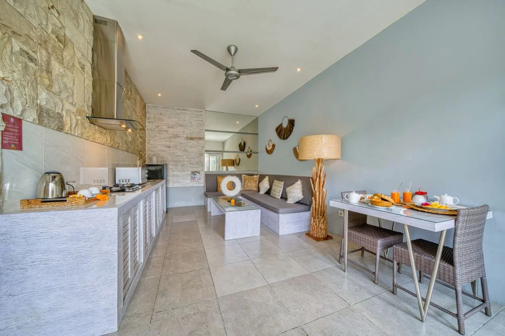 Romantic 1BR Private Villa w/ Pool & Jacuzzi – Tranquil Hideaway in Legian – BVI10555 — image 7