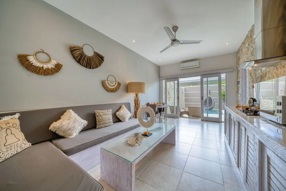 Romantic 1BR Private Villa w/ Pool & Jacuzzi – Tranquil Hideaway in Legian – BVI10555 — image 15