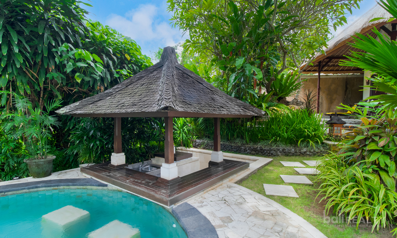 Unparalleled Opportunity: Freehold Four-Bedroom Villa with Deluxe Design on Expansive 1360 sqm Land, Proximity to Sanur Beach — image 12