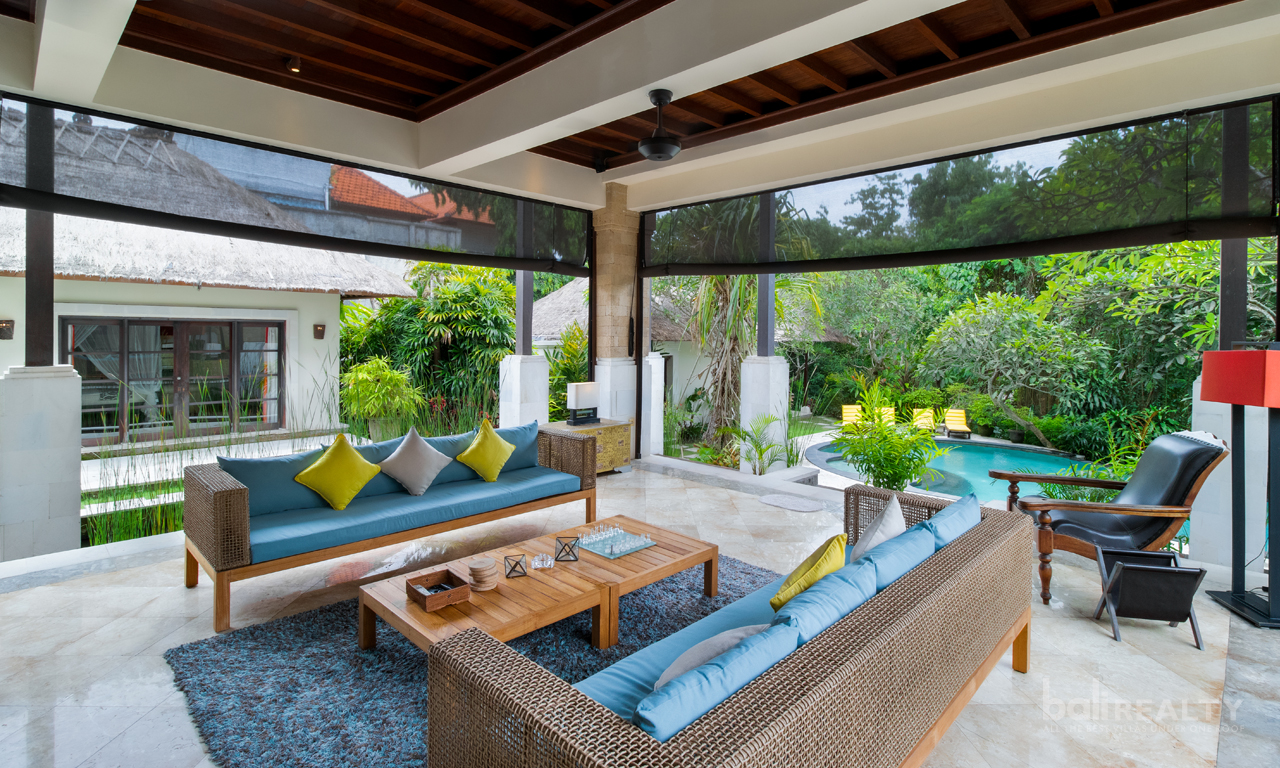 Unparalleled Opportunity: Freehold Four-Bedroom Villa with Deluxe Design on Expansive 1360 sqm Land, Proximity to Sanur Beach — image 1