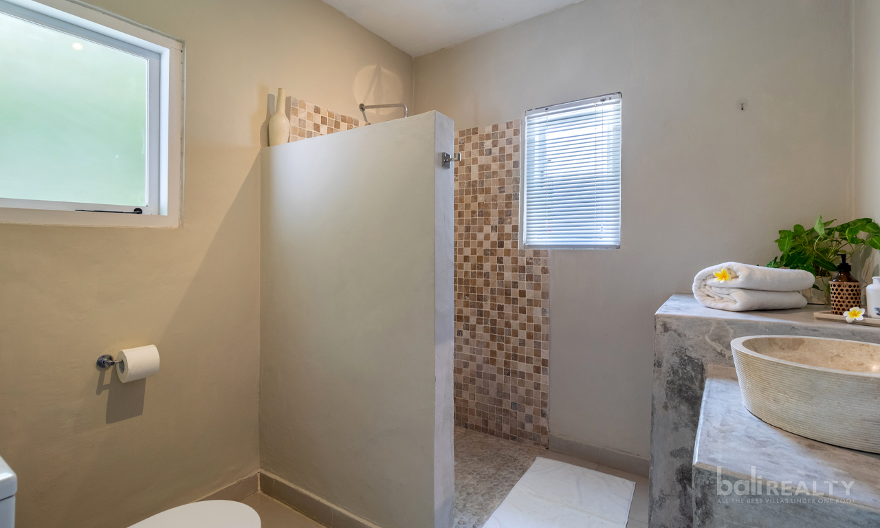 Yearly Rental: Tropical Two-Bedroom Villa in Mertasari Sanur, Steps from the Beach — image 12