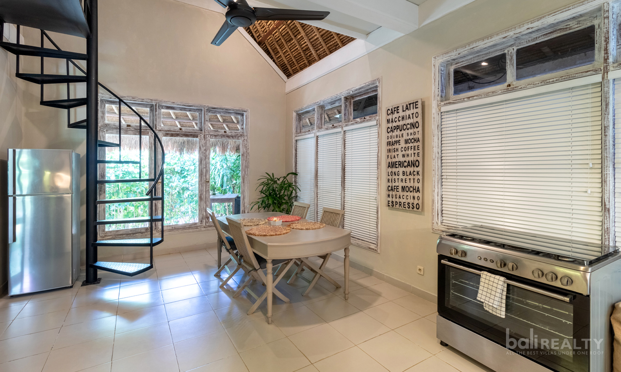 Yearly Rental: Tropical Two-Bedroom Villa in Mertasari Sanur, Steps from the Beach — image 6