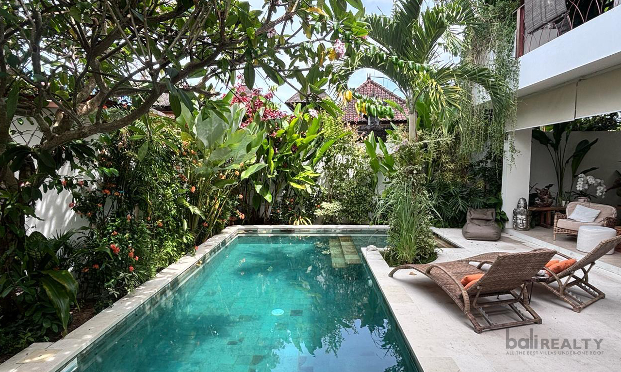 Two-Level 4-Bedroom Villa in Beachside Sanur – Mertasari Area – 2945 — image 1