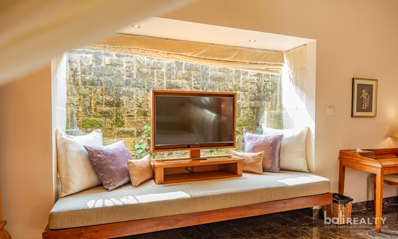 Affordable One-Bedroom Villa for Monthly & Yearly Rental in Strategic Seminyak 3000 — image 9