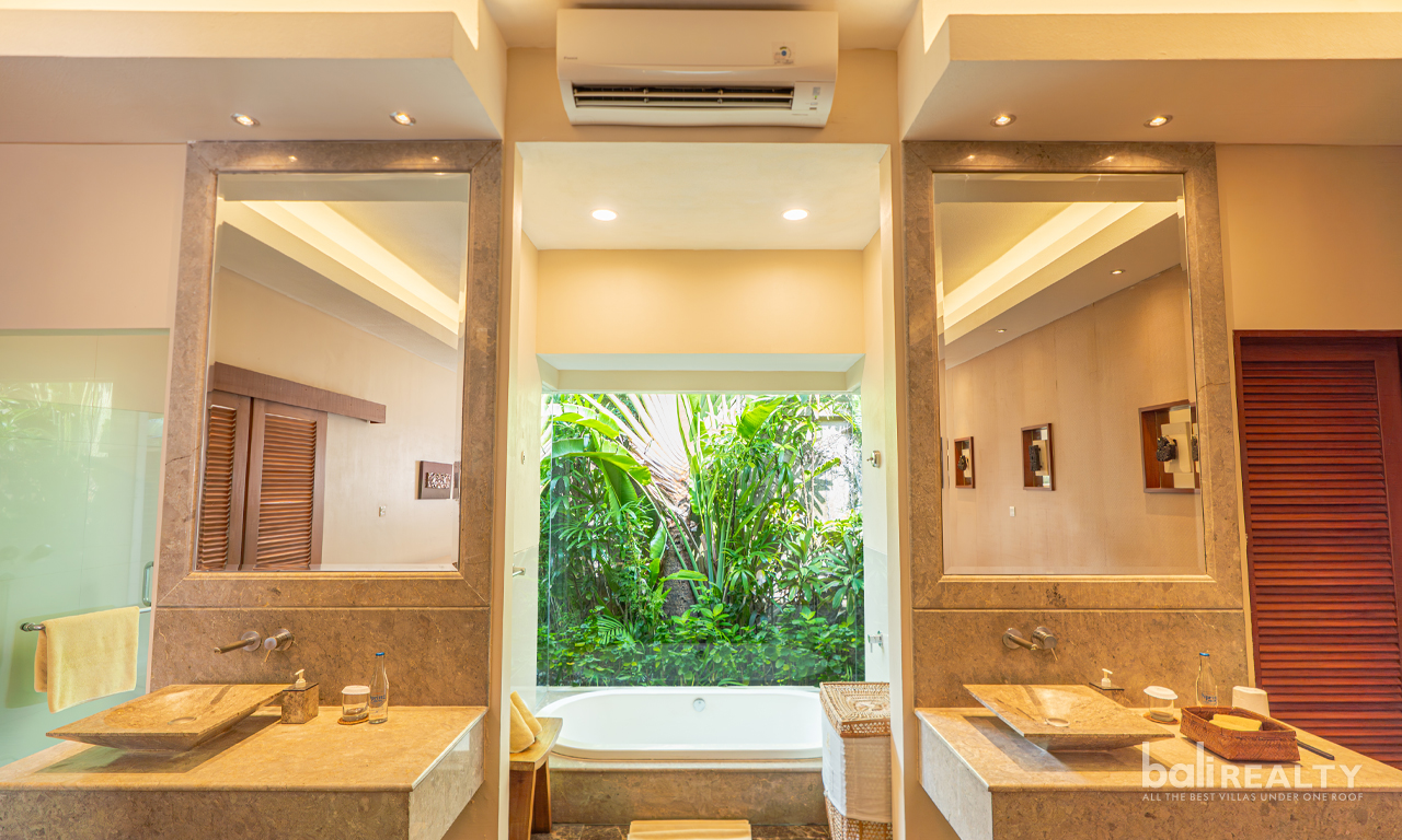 Affordable One-Bedroom Villa for Monthly & Yearly Rental in Strategic Seminyak 3000 — image 10