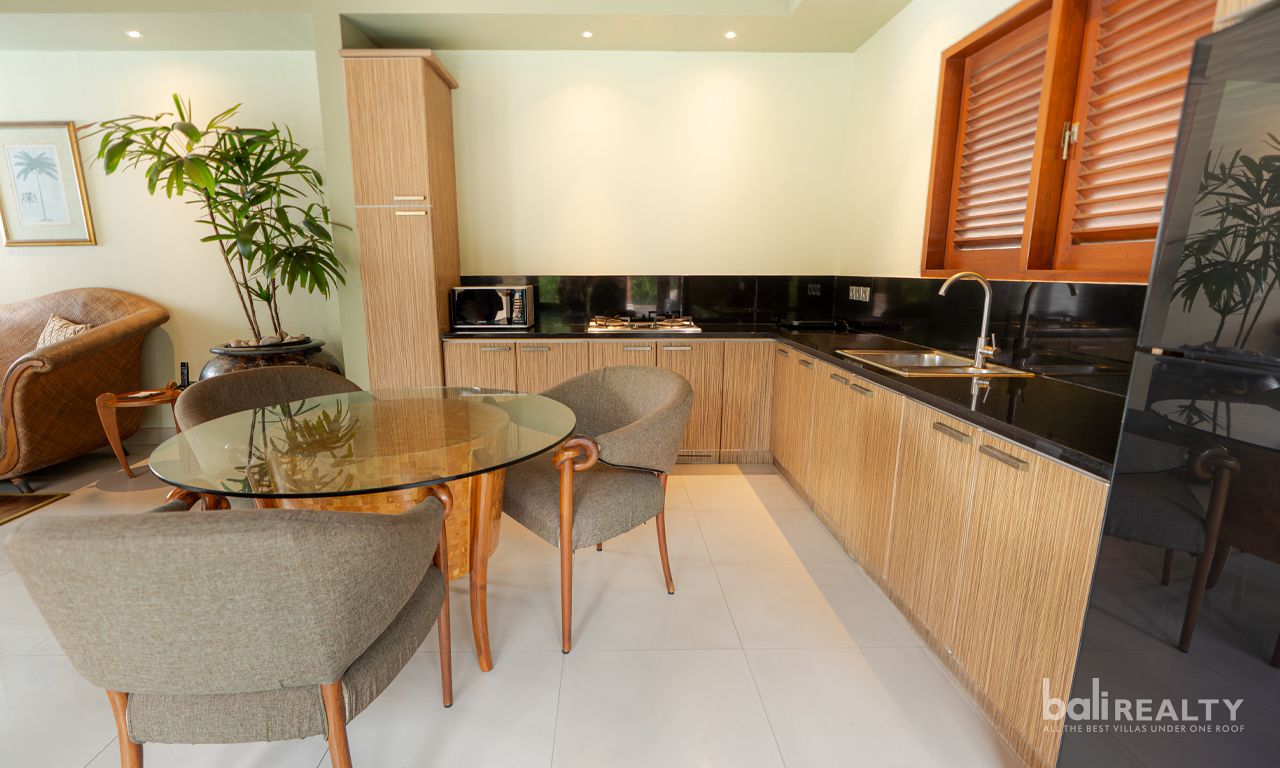Affordable One-Bedroom Villa for Monthly & Yearly Rental in Strategic Seminyak 3000 — image 5