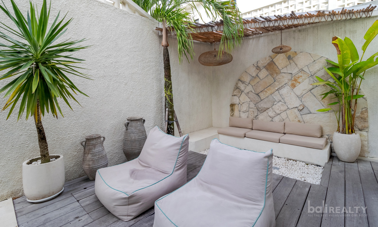 Three-Bedroom Villa with Long Lease in Seminyak’s Prime Location — image 11
