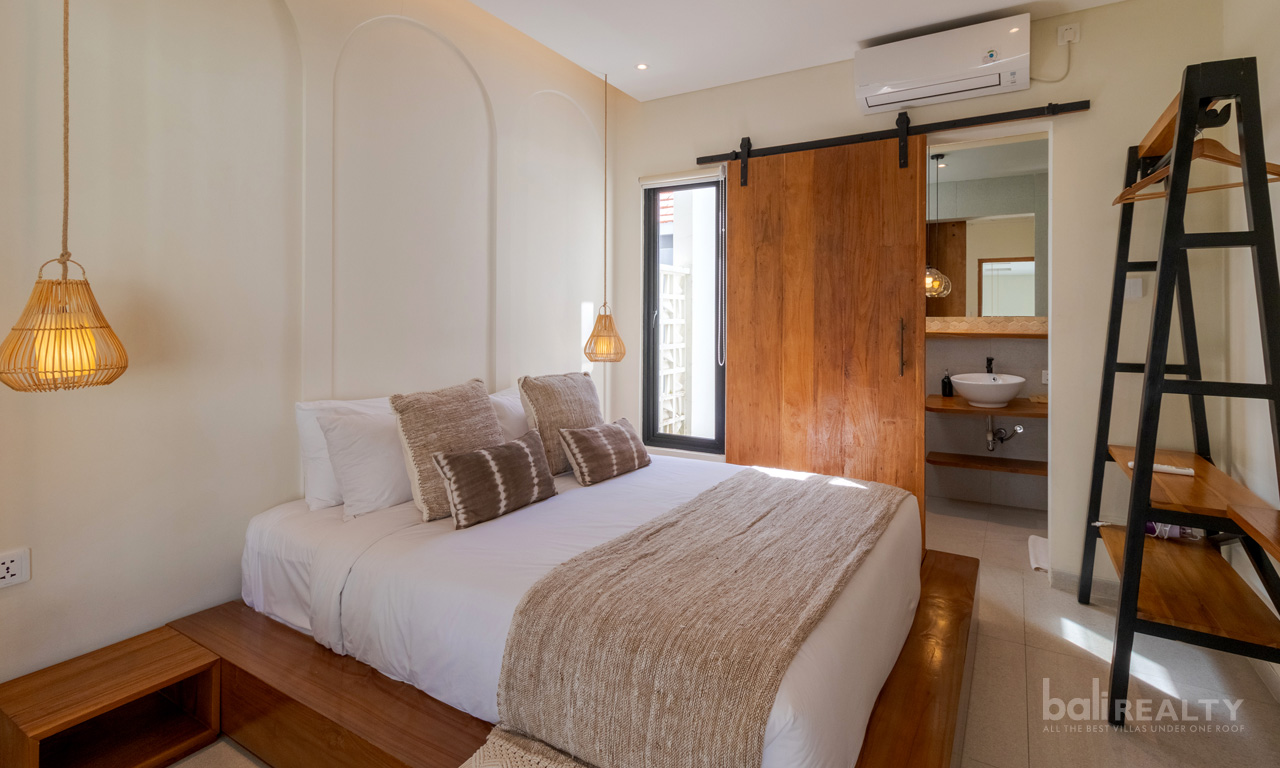Three-Bedroom Villa with Long Lease in Seminyak’s Prime Location — image 5