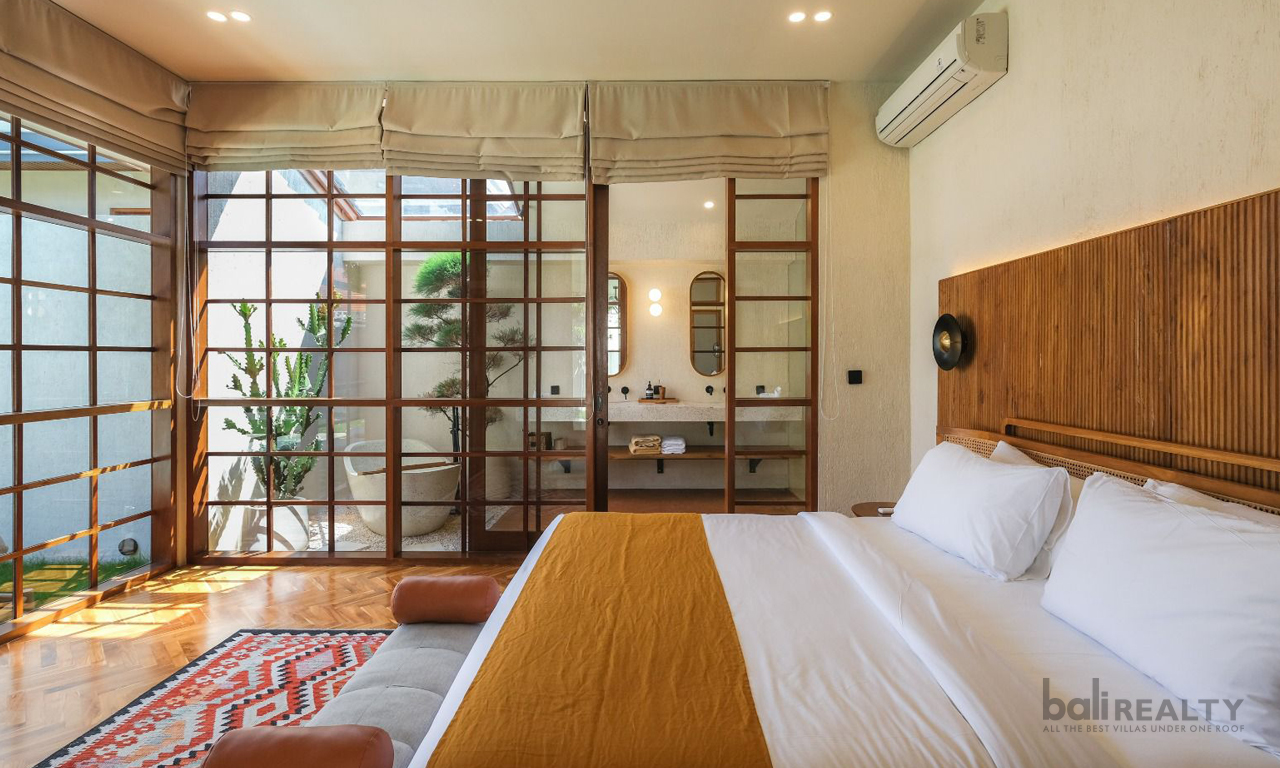 Spacious Japandi-Style Three-Bedroom Villa in Prime Seminyak – Long Lease and Great Investment Opportunity — image 12