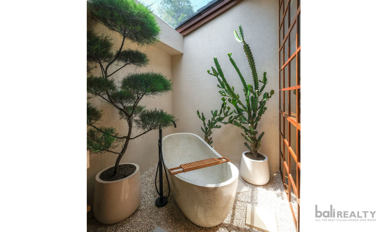 Spacious Japandi-Style Three-Bedroom Villa in Prime Seminyak – Long Lease and Great Investment Opportunity — image 14