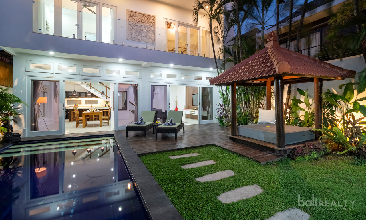 Two-Bedroom Monthly Villa in Seminyak – Fully Furnished and Great Location