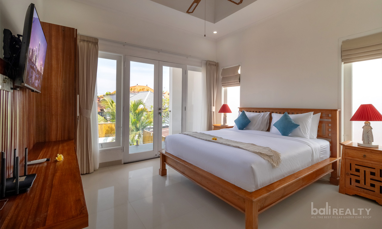 Two-Bedroom Monthly Villa in Seminyak – Fully Furnished and Great Location — image 13