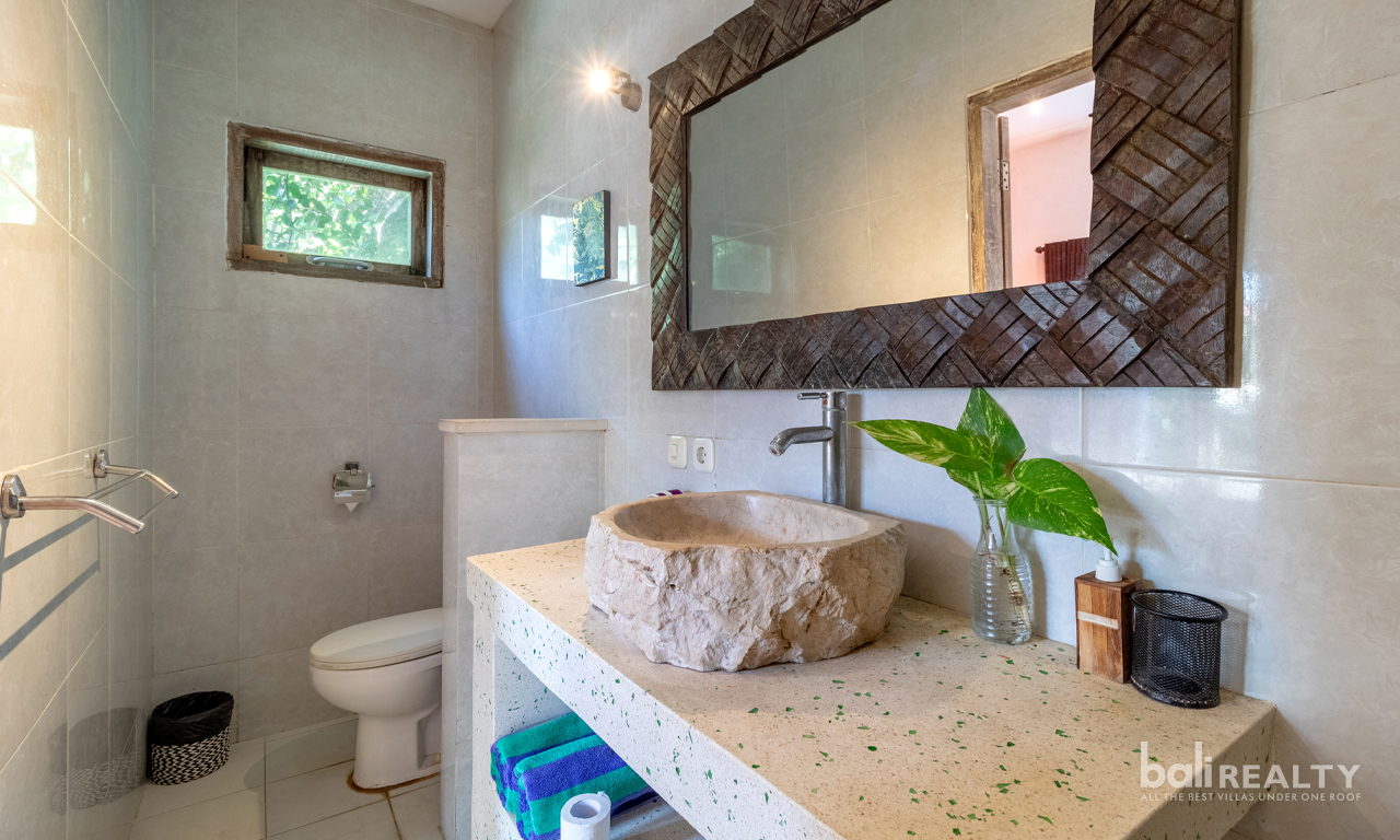 Affordable Yearly Rental: Fully Furnished Two-Bedroom Villa in Seminyak — image 13