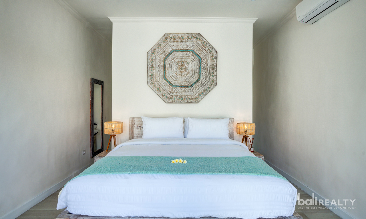 Two-Bedroom Villa Monthly & Yearly Rental – Central Seminyak 2996 — image 9