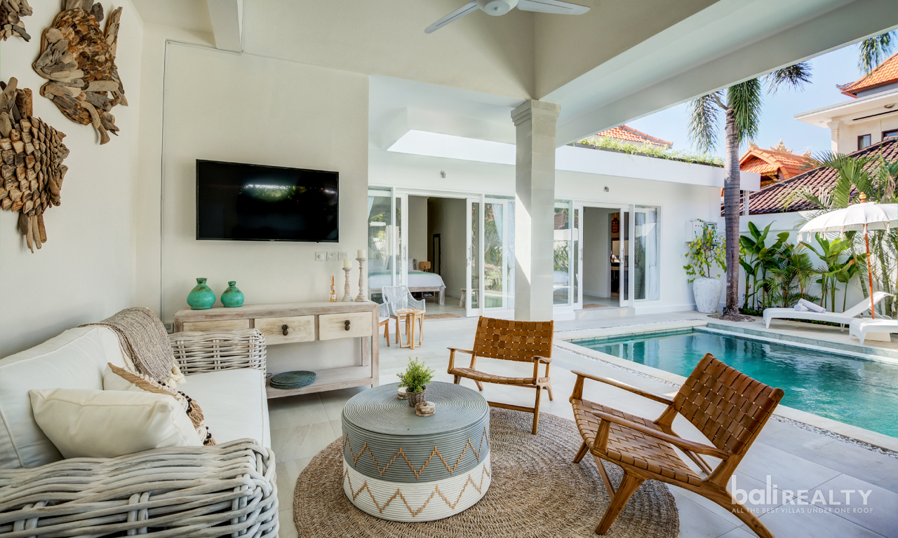 Two-Bedroom Villa Monthly & Yearly Rental – Central Seminyak 2996 — image 2