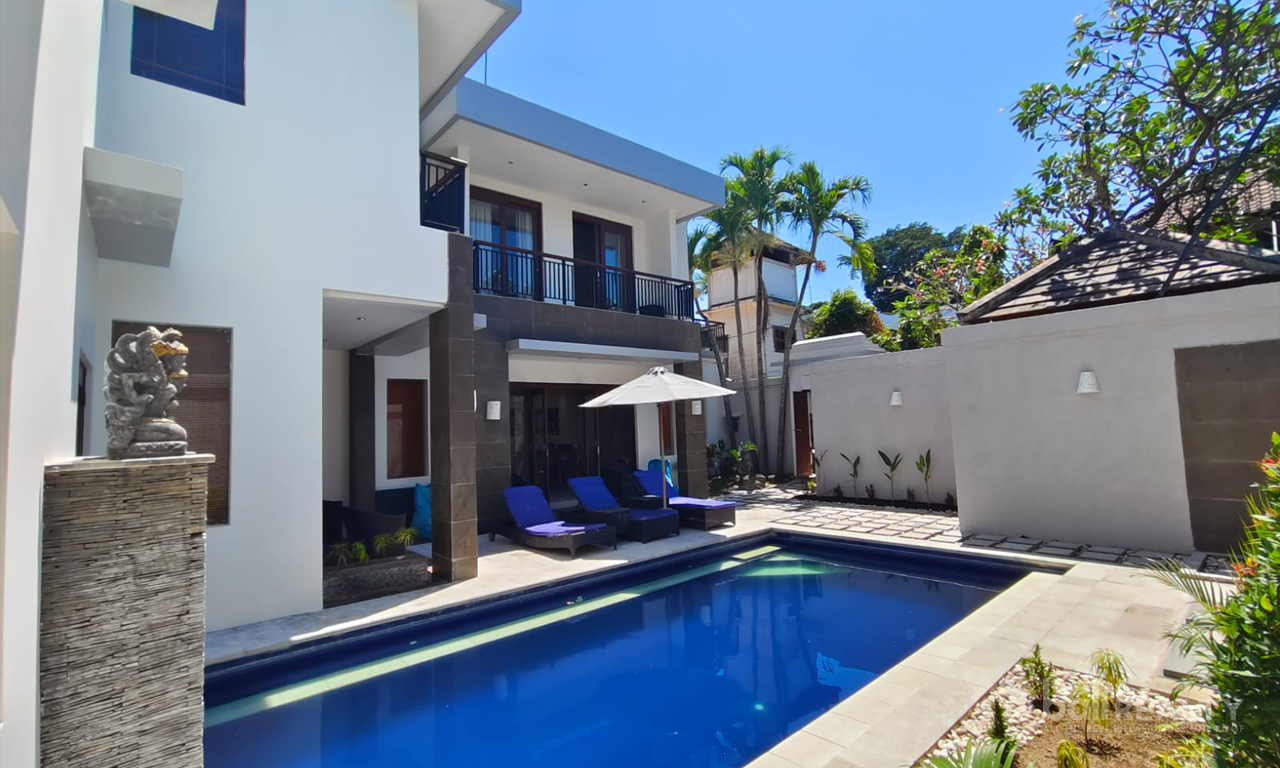 Spacious 3-Bedroom Yearly Rental in Prime Seminyak Location – 3008 — image 2
