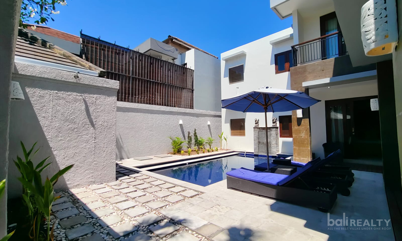 Spacious 3-Bedroom Yearly Rental in Prime Seminyak Location – 3008 — image 3