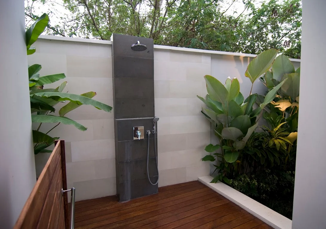 Serene 5-Bedroom Villa with Private Pool in Canggu — image 17