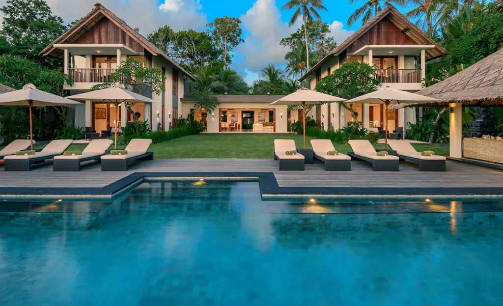 Seseh Beach Villa Estate in Seseh / Cemagi