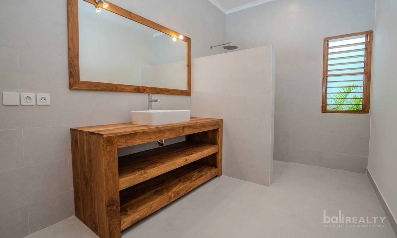 Newly Built Three-Bedroom Villas: Two Units with Long Lease in Seseh Residential Zone – 2744 — image 15