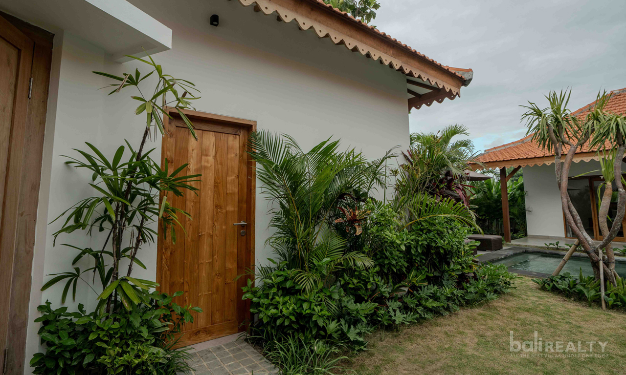 Newly Built Three-Bedroom Villas: Two Units with Long Lease in Seseh Residential Zone – 2744 — image 3