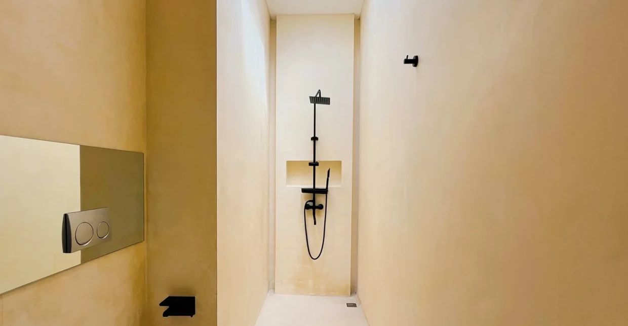 Spacious 3-Bedroom Tropical Villa in Seseh — image 14