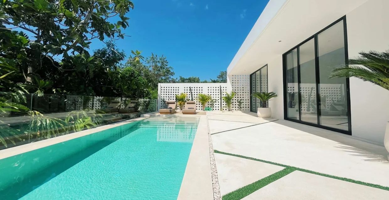 Spacious 3-Bedroom Tropical Villa in Seseh — image 1