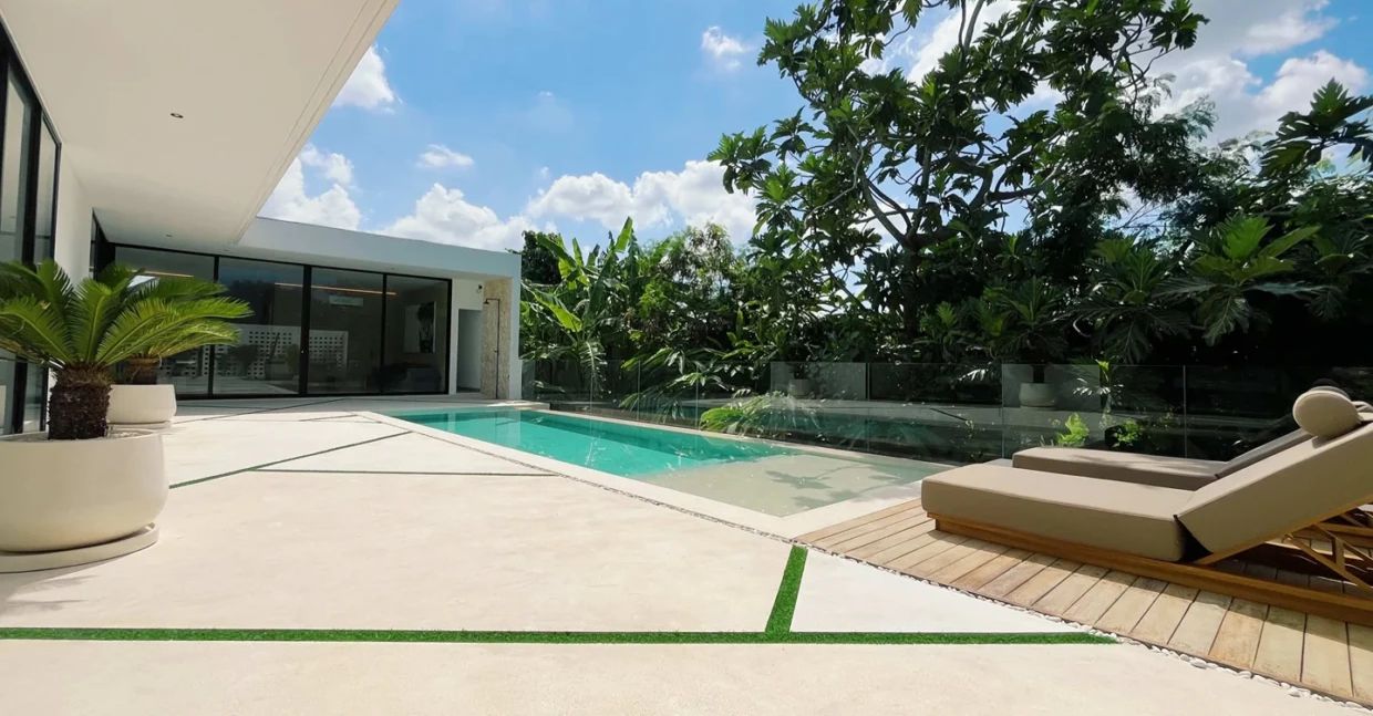Spacious 3-Bedroom Tropical Villa in Seseh — image 2