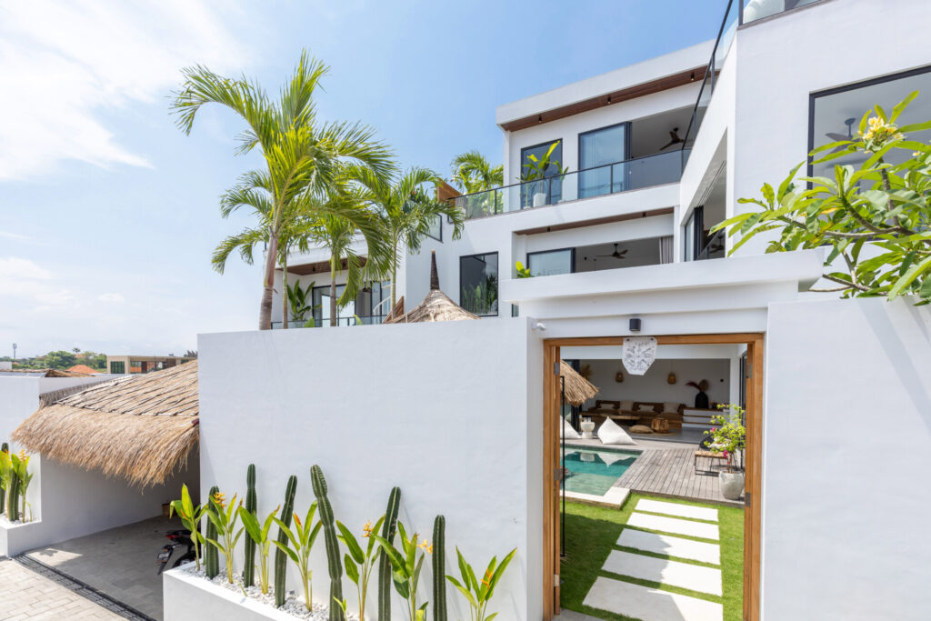 Villa Canggu Wave 3 Bedrooms — image 5