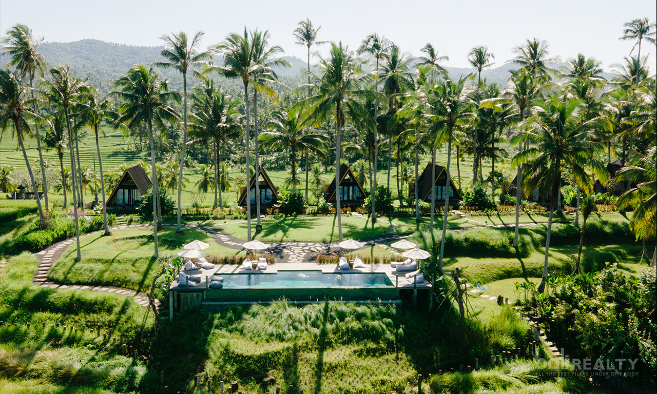 Eco-Friendly Beachside Resort with Outstanding Rental History in Booming Balian Beach – 2683