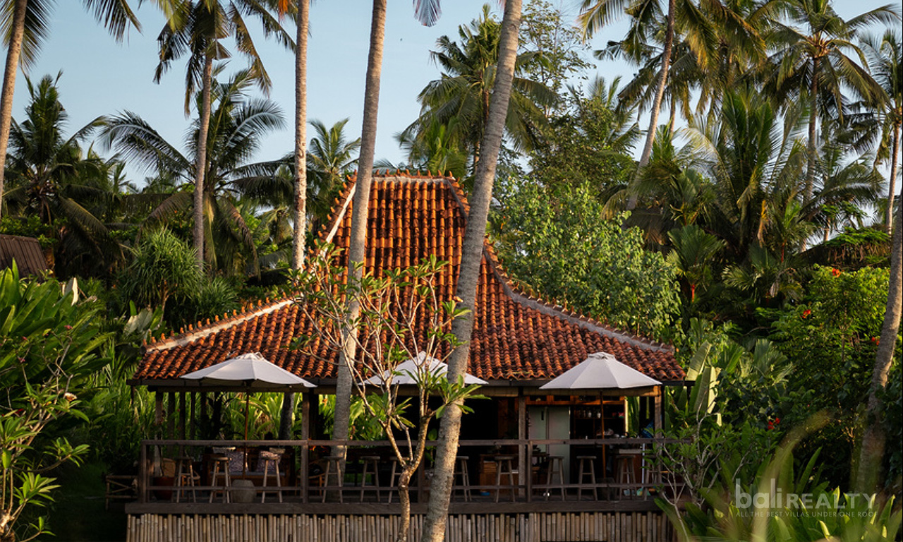 Eco-Friendly Beachside Resort with Outstanding Rental History in Booming Balian Beach – 2683 — image 4