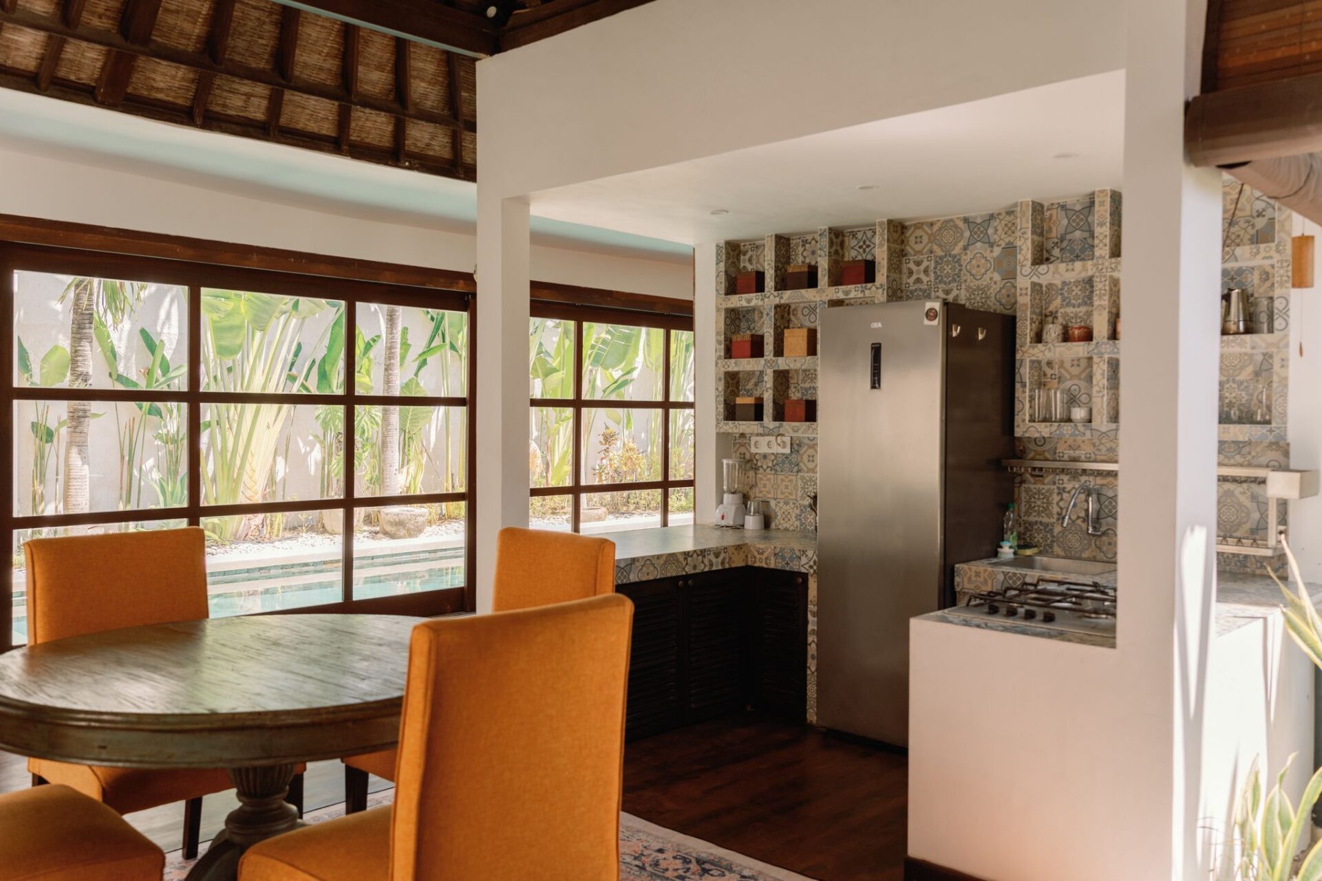 Tropical Villa with Private Pool for Yearly Rent in Sanur — image 4