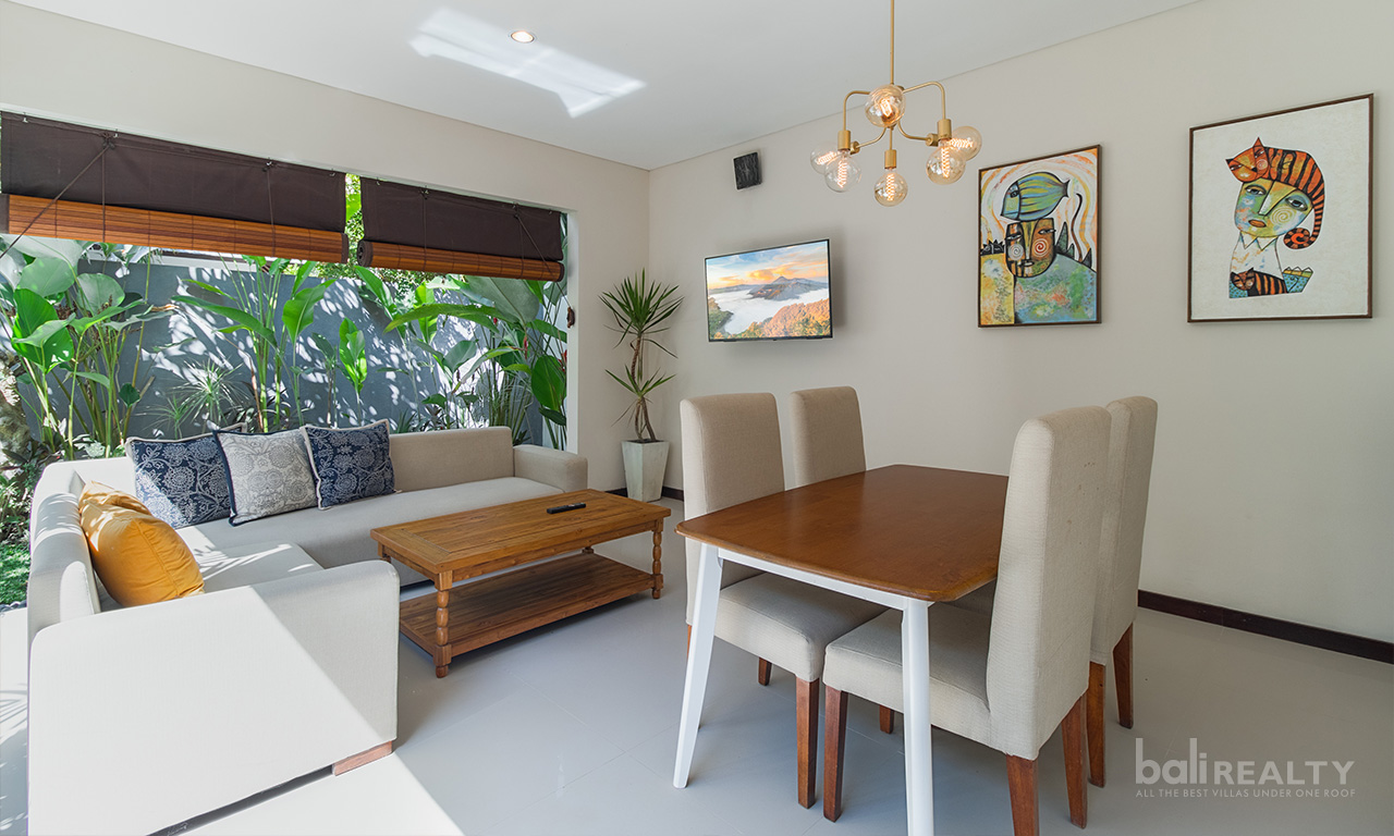 Cozy Two-Bedroom Freehold Villa in a Secure Umalas Complex – Fully Furnished, Great Deal — image 4