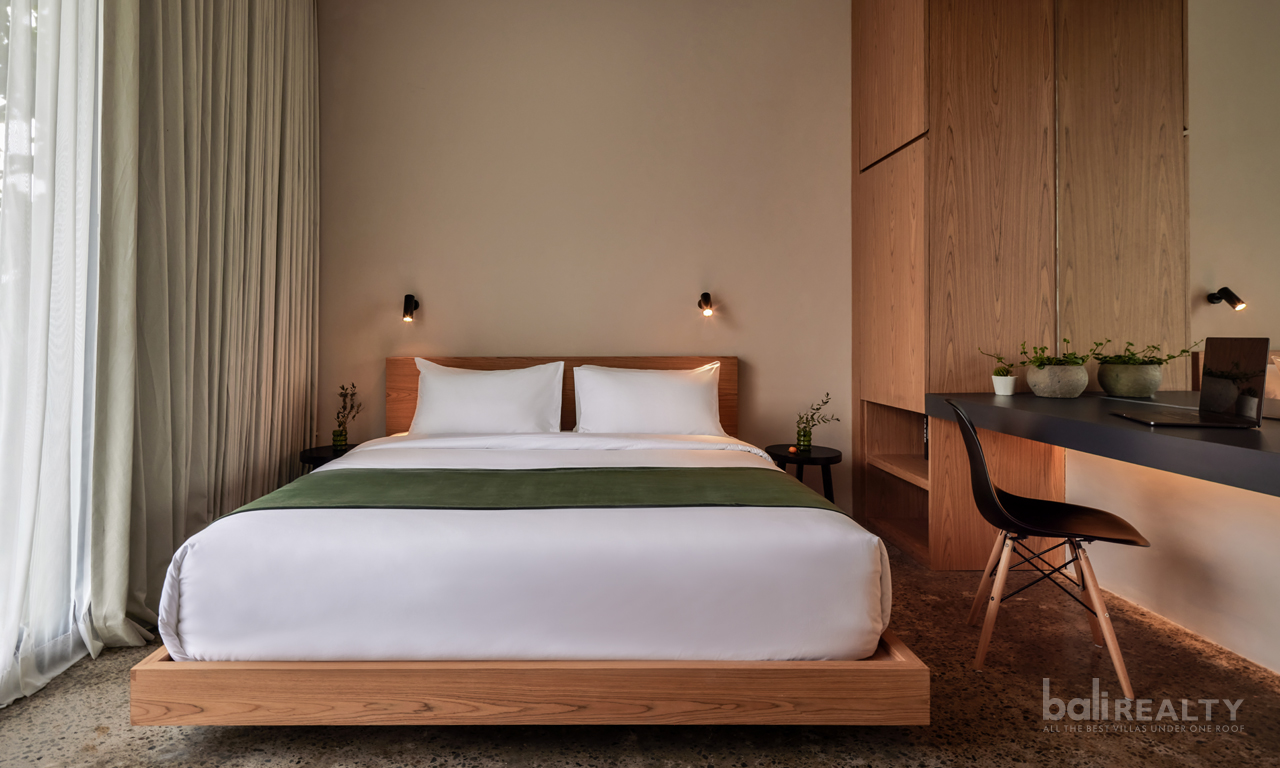 Three-Bedroom Tropical Modern Townhouse in Central Umalas with Glowing Reviews: Perfect for Living or Investment — image 9